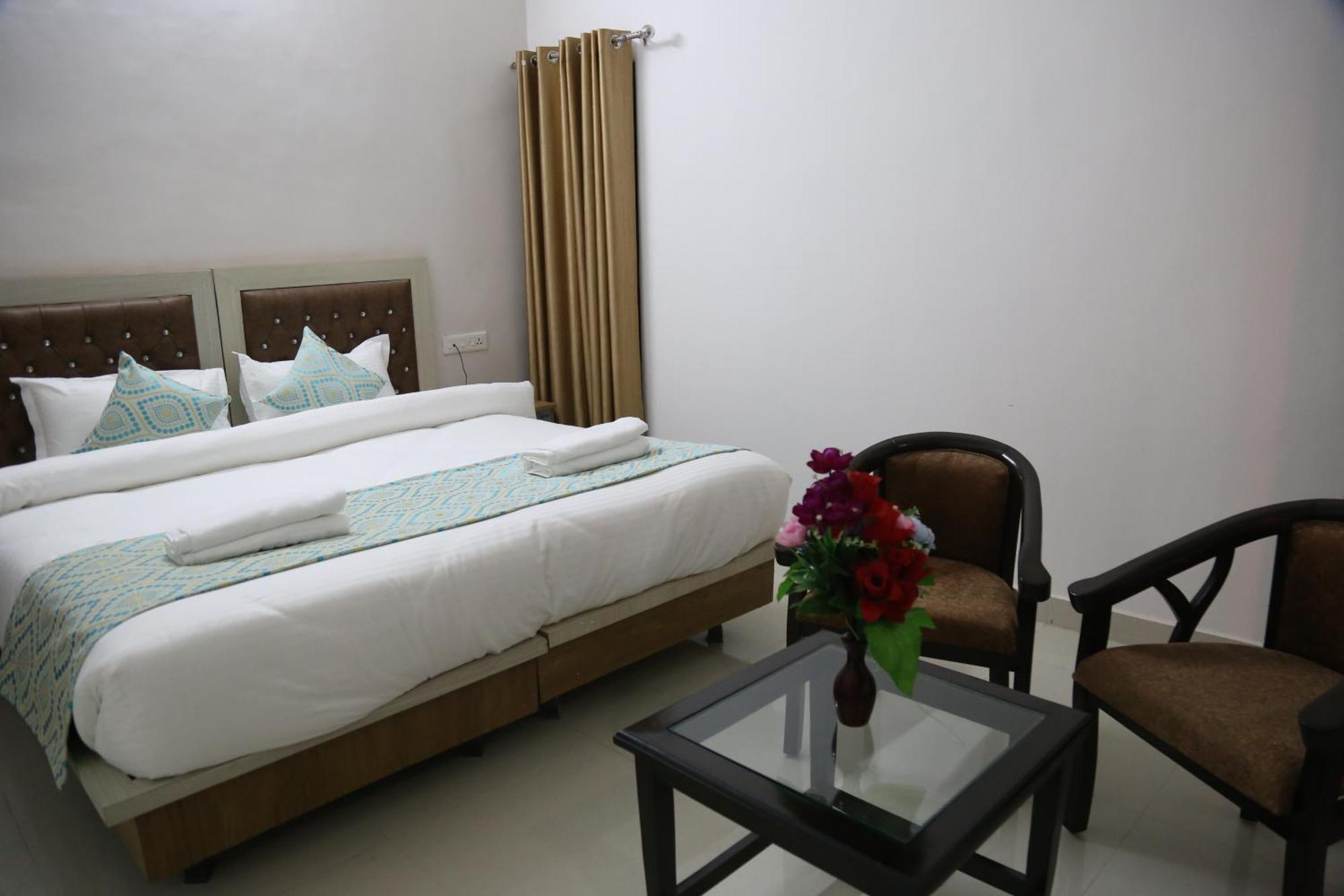 Hotel Yog Tapovan- Rafting Available Rishīkesh Екстериор снимка