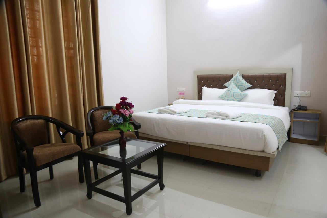 Hotel Yog Tapovan- Rafting Available Rishīkesh Екстериор снимка